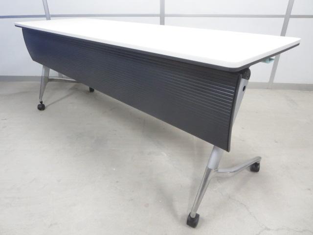 【中古】レガーレ  ウチダ（UCHIDA) スタックテーブル(長机/折りたたみ/会議用)