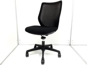 【在庫入替セール品！】オフィスに人気のメッシュチェア！シンプルなデザインでどんなオフィスにも馴染みます！
■オカムラ/CG-M/ブラック