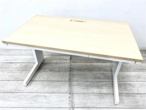 【状態良好！木目柄デザイン！】■平机　W1200mmサイズ■ウチダ・スカエナシリーズ■【売れ筋商品！台数が揃う今がチャンス！】