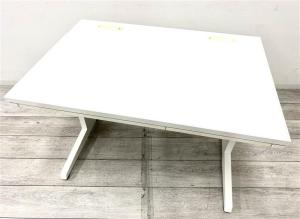 【４台入荷！】ホワイトで頑丈でデザイン良■コンパクトな幅1000mm■ステキなオフィスにしたいかた是非！【SS】