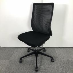 【西】【快適さが続く、上質メッシュチェア！】■オカムラ（オカムラ）製　コーラルチェア　肘無しハイバック　■ブラック【チェア】【椅子】【イス】【中古家具】【オフィス家具】＊良品を格安で！「オフィスバスター福岡西店」は、福岡を拠点として、全国へ中古オフィス用品・オフィス家具を提供しております