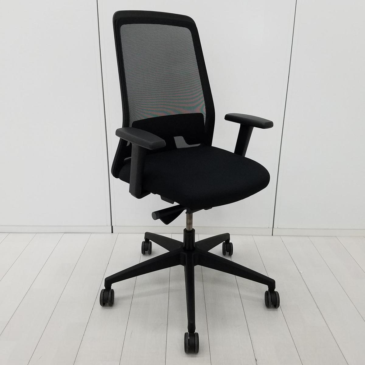 取付無料！カッシーナ デパドゥバ シルバー おしゃれブラックオフィスチェア✨ 中古】 Cassina/カッシーナ 肘無ハイバックチェア 601642 - 中古
