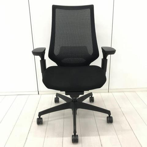 【中古】デュオラ メッシュ  コクヨ（KOKUYO） 肘付ハイバックチェア