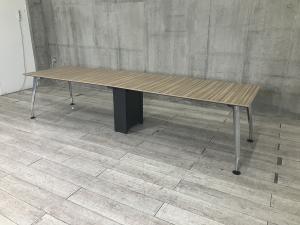 【「彩美」にして「細美」デザイン性抜群のスタイリッシュなミーティングテーブルが入荷！】■コクヨ（KOKUYO）製　サイビ（SAIBI）シリーズ　ミーティングテーブル　角テーブル　会議用　W3200㎜　■2枚天板　■木目ナチュラル