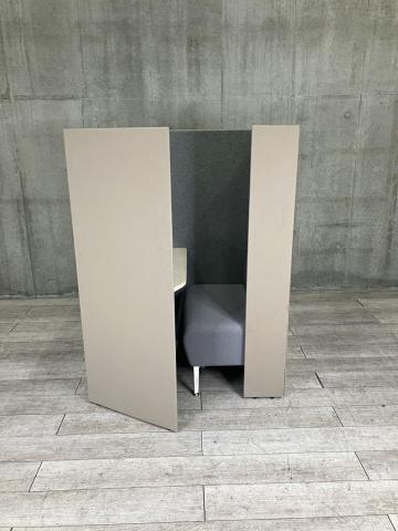 【中古】 ドレープ ワークブース オカムラ/okamura 美品 オカムラ（okamura） ドレープ ワークブース(ドレープ) 一覧 - 中古