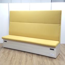 【T7】【商品入替のため、残り2台限り】オカムラ製　ブレスタ　イエロー×ナチュラル脚　W2100xD550xH1460サイズ　背面あり　ハイバック　ボックス脚　ABW商材　横幅2100タイプ　レイアウト次第でオフィスのあらゆるシーンに対応！　ミーティングスペース、休憩スペースなどにオススメ！　3人用ソファー！！