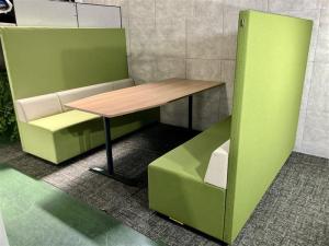 【中古】【テーブルとソファのセット商品！リラックス出来る空間で快適ワークを】◆コクヨ/ブラケッツ　商談　面談　休憩《オフィスバスターズ福岡博多店は、福岡を拠点として、日本全国へ中古オフィス用品・オフィス家具を提供しております》