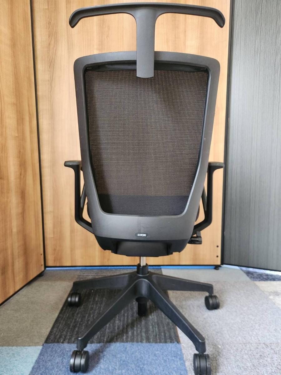 中古】ミレッザ KF-910JB-T1T1T1 イトーキ/ITOKI 肘付ハイバックチェア
