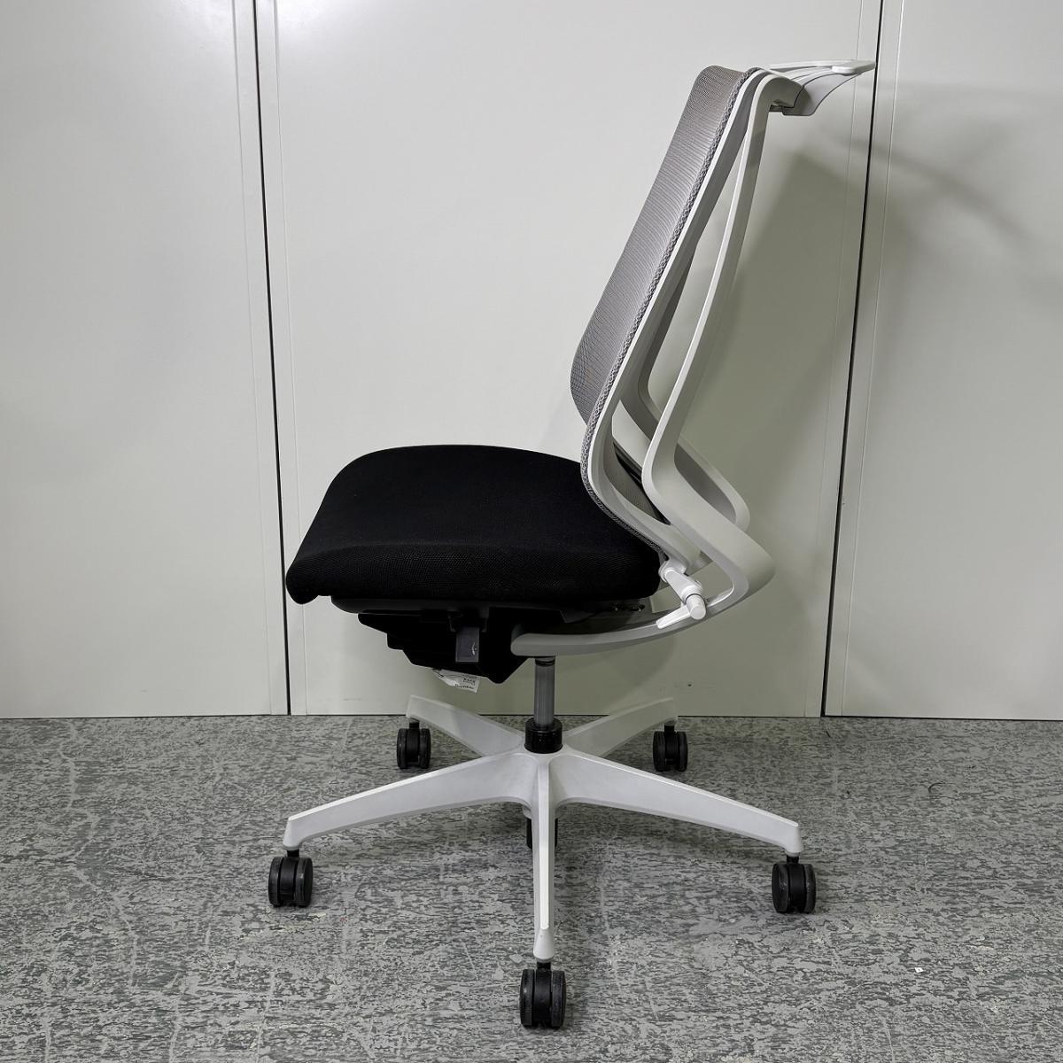 中古】デュオラ メッシュ CRS-G3000E1 コクヨ/KOKUYO 肘無ハイバック