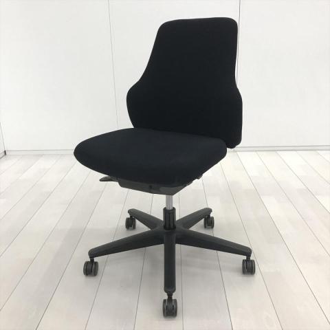 【在庫入替品】【シンプルなのに、座るとわかる“ちょうどよさ”!長時間でも快適!オフィスの定番チェア!】■コクヨ(KOKUYO)製 グーフォ(Gufo)チェア 肘無し ローバック ■ブラック【T7】