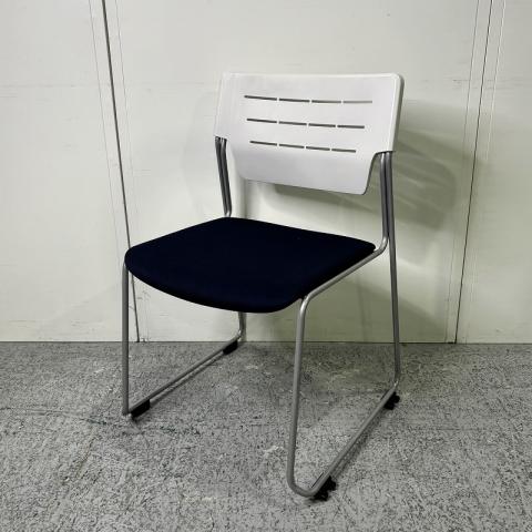 【中古】エレック  イトーキ（ITOKI） スタッキングチェア