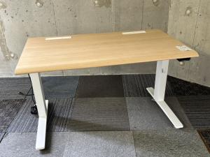 【中古】 ■スイフト ■昇降デスク ■高さ650ｍｍ～1250ｍｍ※愛知※名古屋※豊田※三重