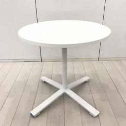 【木目デザインのカフェ風テーブル！打合せ・リフレッシュスペースに！】■コクヨ（KOKUYO）製　ビエナ （VIENA）シリーズ　ミーティングテーブル　W750×H720mm　■ホワイト　【弊社使用欄：A01077191】
