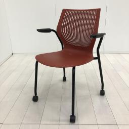 【レッドが映える！】デザイン性の高いミーティングチェアが入荷！有名海外メーカー製！
◆Knoll/マルチジェネレーション/レッド　スタッキング　デザイナーズ家具　【ABW】