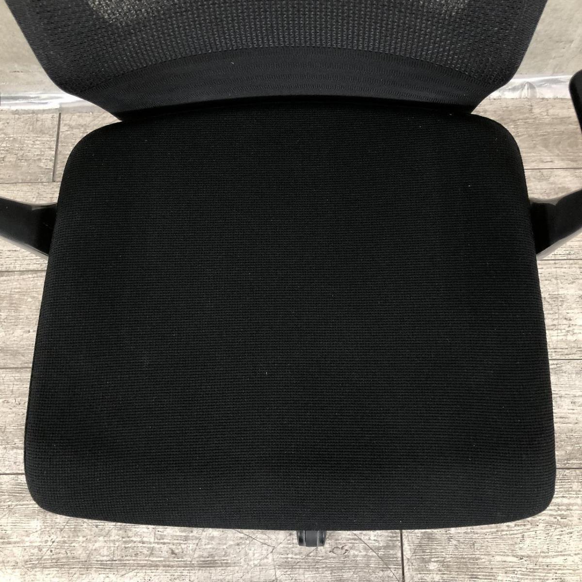 中古】フィーゴメッシュチェア CJ51BR FDM1 オカムラ/okamura 肘付 