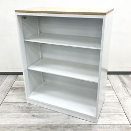 【オープンタイプで書類をスムーズに出し入れ！使い勝手抜群の収納庫！】

■コクヨ製　エディアシリーズ　オープン書庫　W900×D450×H1130mm　ホワイト
■A4ファイルや書類、備品の収納におすすめ！
■取り出しやすく整理しやすいオープンタイプ！【KOKUYO EDIA】