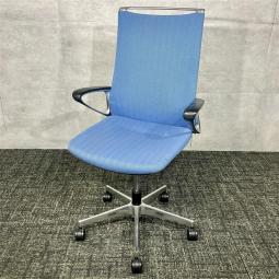 【中古】オカムラ モード クロス 入荷しました!|中古オフィス家具をお探しならオフィスバスターズ福岡博多店へお気軽にお問い合わせください!