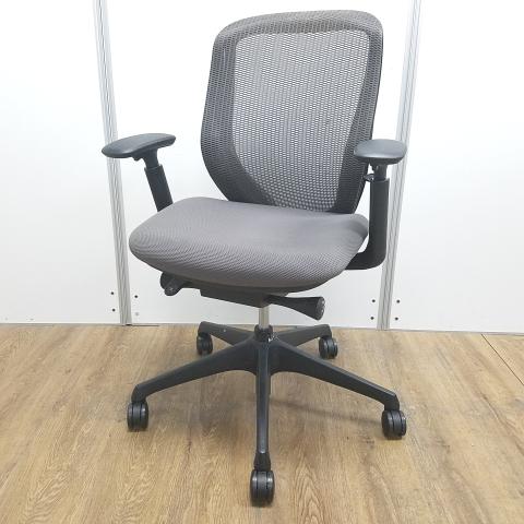 【中古】シルフィーメッシュ  オカムラ（okamura） 肘付ローバックチェア