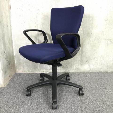 【中古】カロッツァチェア  オカムラ（okamura） 肘付ローバックチェア