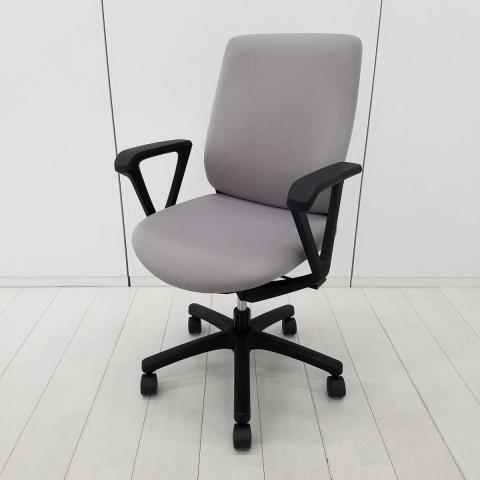【中古】トルテR KZ-230PG-T1W6 イトーキ（ITOKI） 肘付ハイバックチェア