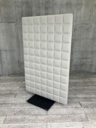 便利なキャスター付きローパーテーションが入荷！布張りの暖かみを持った高品質品！
■コクヨ/フォーレ　ムービングパネル　吸音パネル