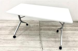 【定価約10万円】【会議・研修・セミナーに最適な折りたたみテーブル｜】■コクヨ/リーフライン　■スタックテーブル　■ホワイト　■W1200　D600　H720