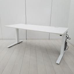 【電動で高さ調整可能・立ち姿勢を取り入れた新しいワークスタイルへ！】■オカムラ（okamura）製　スイフト（Swift）シリーズ　電動昇降デスク　昇降テーブル　平机　W1200×D670×H650～1250㎜　■配線口　■ホワイト【2607】【A01084683】