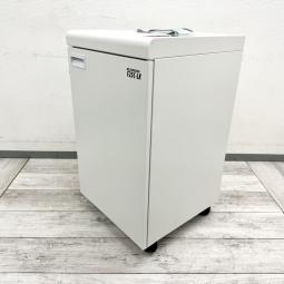 【A3対応・連続運転！オフィスの大量細断に対応する業務用シュレッダー！】

■明光商会製　MSシュレッダー　F25C-LK
■機密書類の処理や大量細断におすすめ！
■約2.5×30mmのワンカットクロス細断で高いセキュリティ性能を実現！【MEIKO F25C-LK】