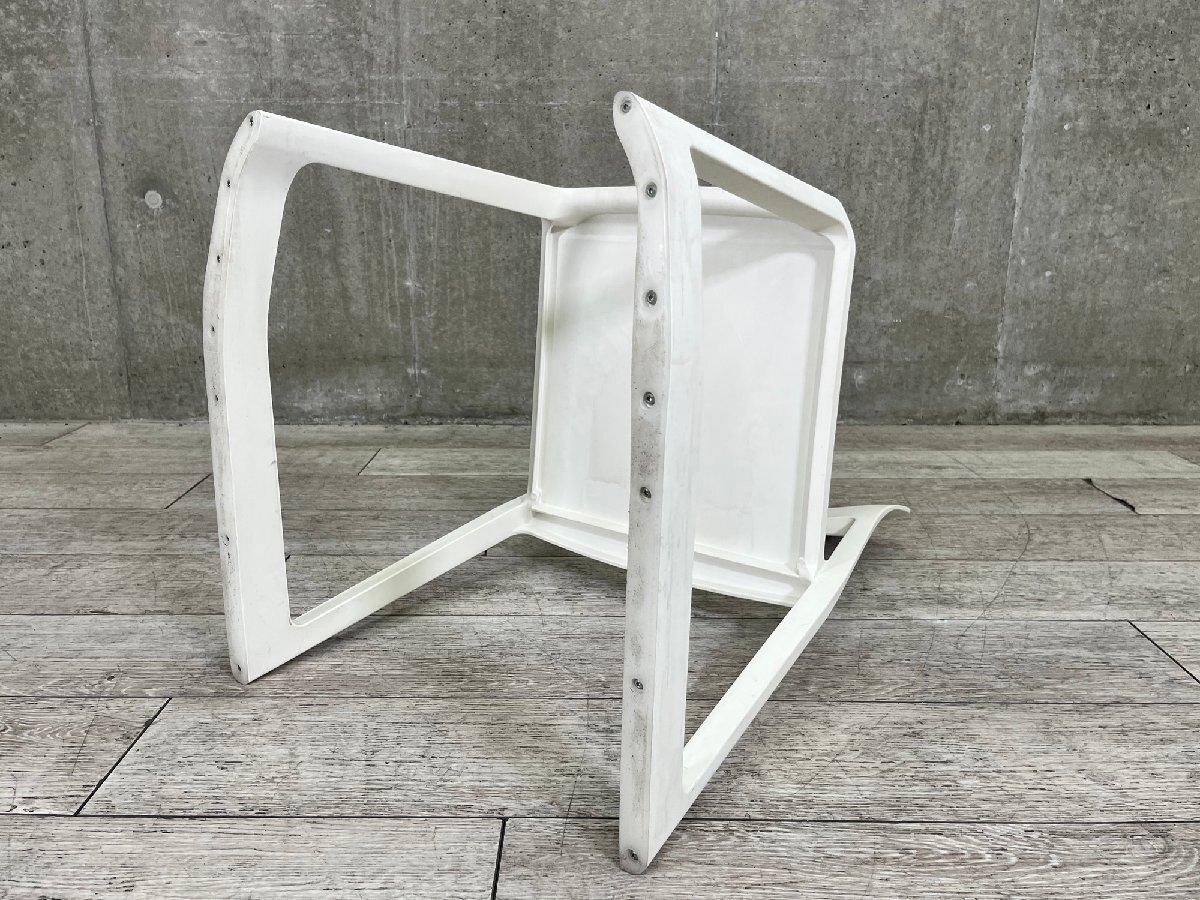 中古・vitra.・ヴィトラ・スタッキングチェア・ホワイト 中古】 vitra/ヴィトラ スタッキングチェア 603262 - 中古オフィス家具