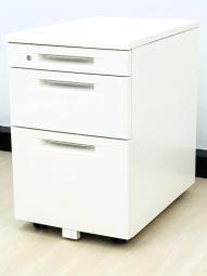 【人気のホワイト色が入荷！】書類の多い方はコチラの1台を！
■オカムラ/ヴィラージュ/ホワイト/585915 オフィスバスターズ　水戸サテライト　大子町　北茨城市　高萩市　日立市　常陸太田市　常陸大宮市　那珂市　東海村　ひたちなか市　城里町 水戸市　笠間市　茨城町　大洗町　小美玉市