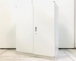 【オフィスの書類整理にオススメ！】■イトーキ　シンラインシリーズ　両開き書庫　ホワイト　■A4ファイル書類を3段収納できます！【THIN LINE CABINET】