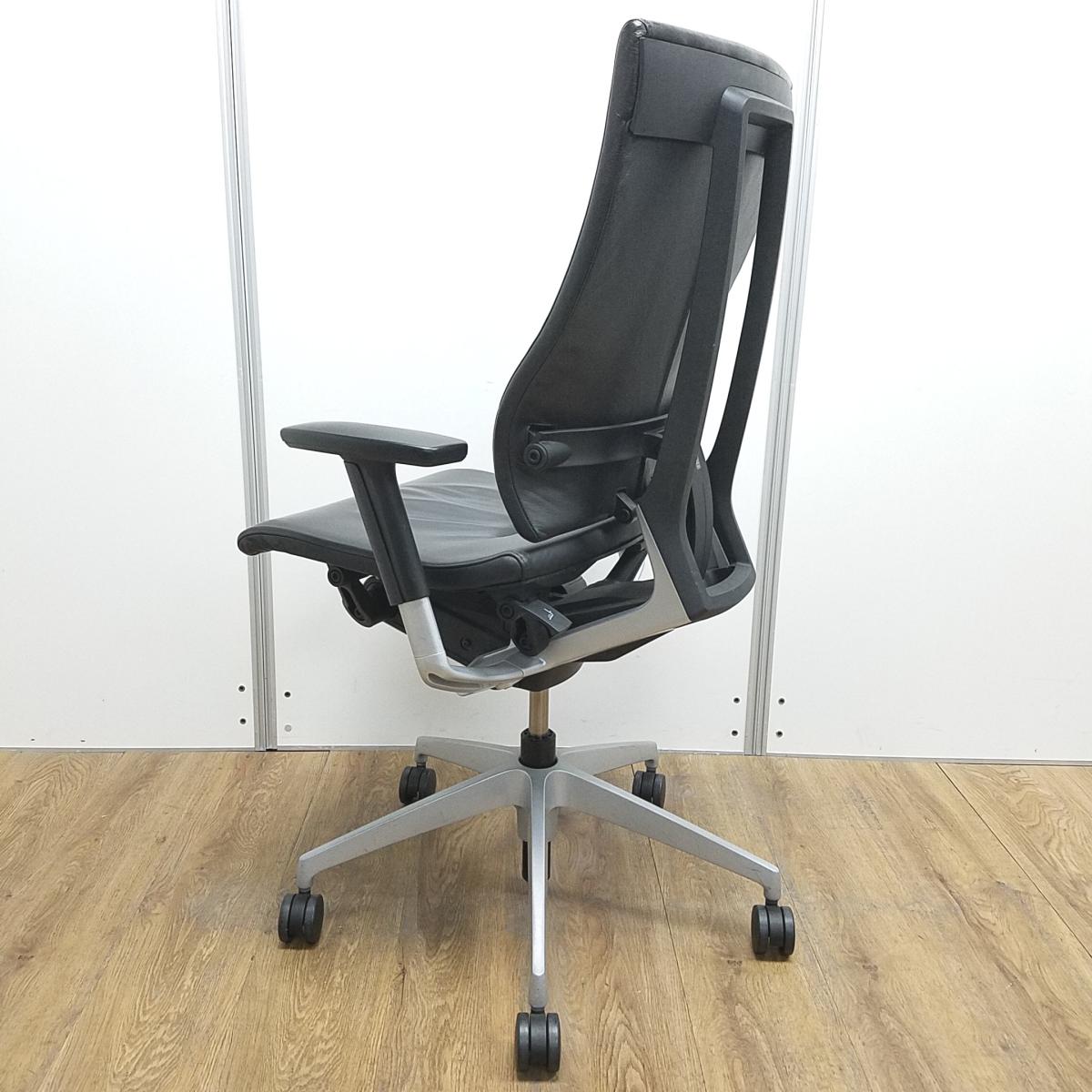 中古】スピーナチェア イトーキ/ITOKI 肘付ハイバックチェア 603552