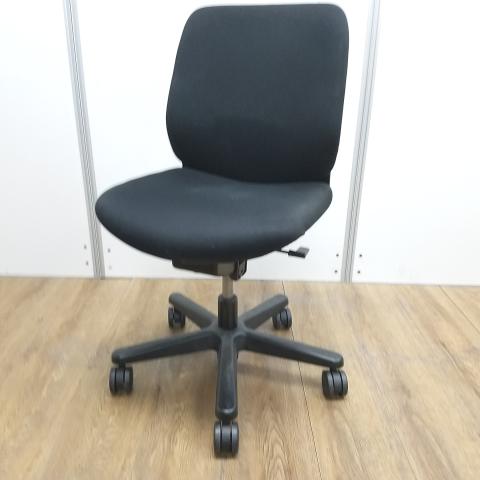 イトーキ（ITOKI） オフィスチェア(椅子) 一覧 - 中古オフィス家具なら