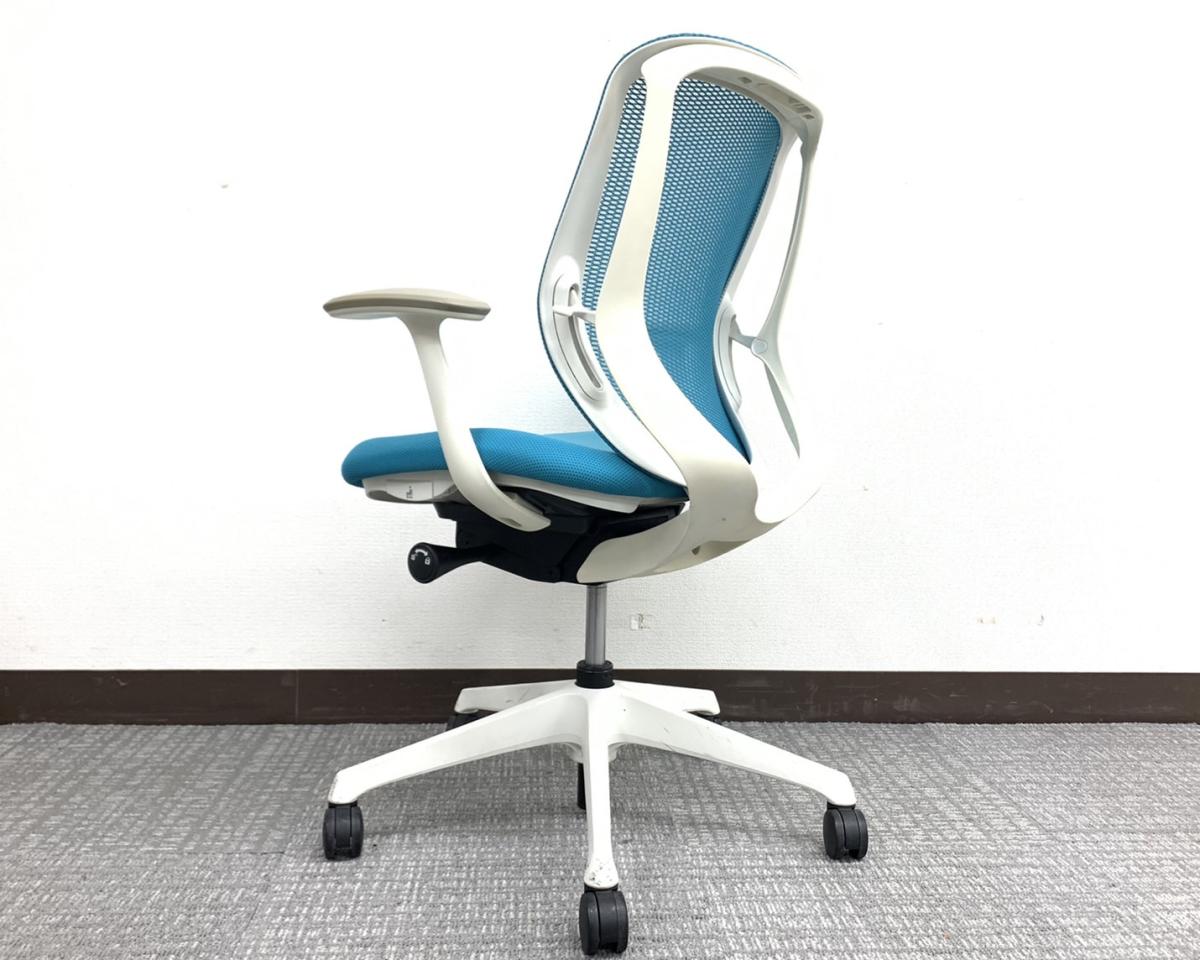 中古】シルフィーメッシュ C681XW 5945 オカムラ/okamura 肘付ロー