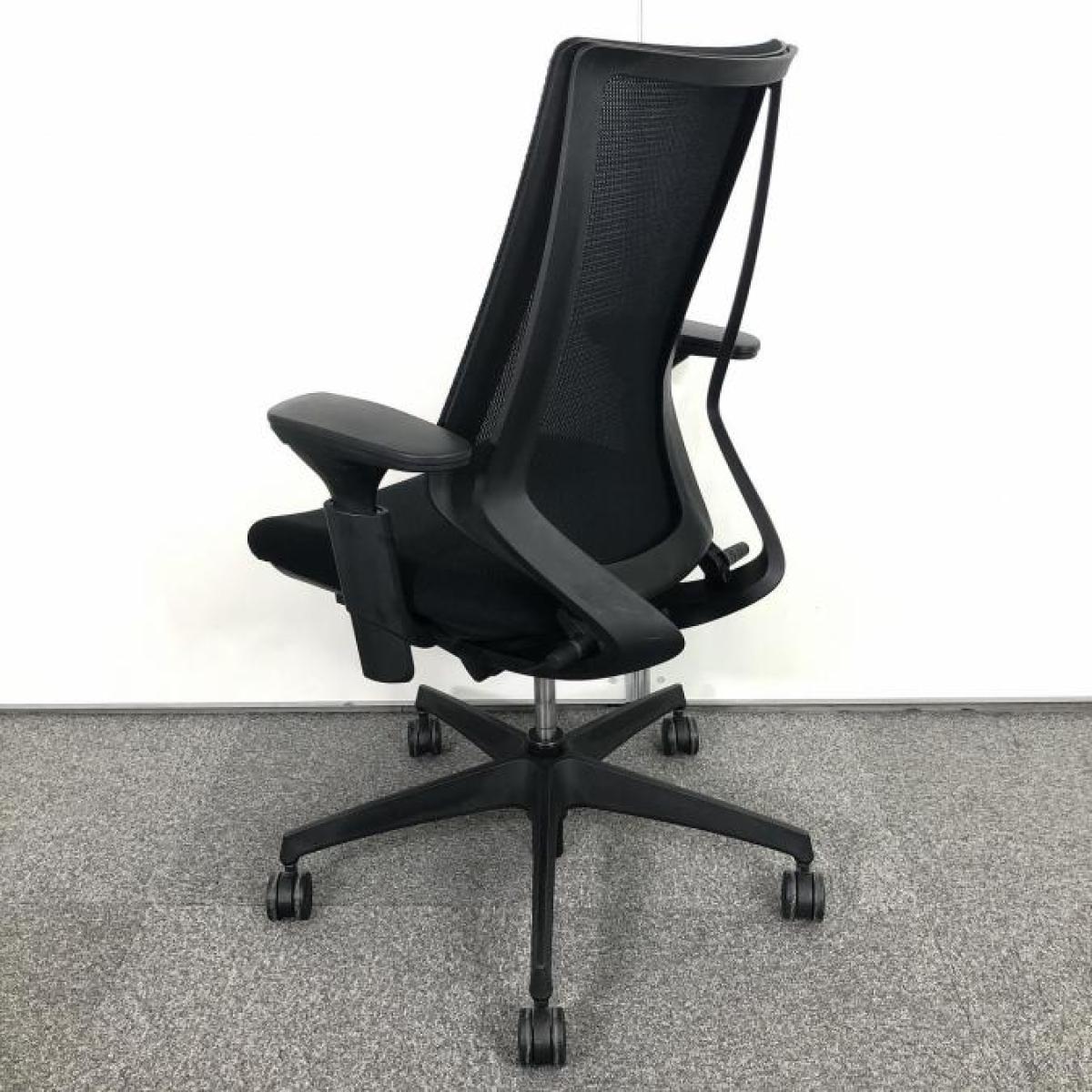中古】デュオラ メッシュ コクヨ/KOKUYO 肘付ハイバックチェア 603652