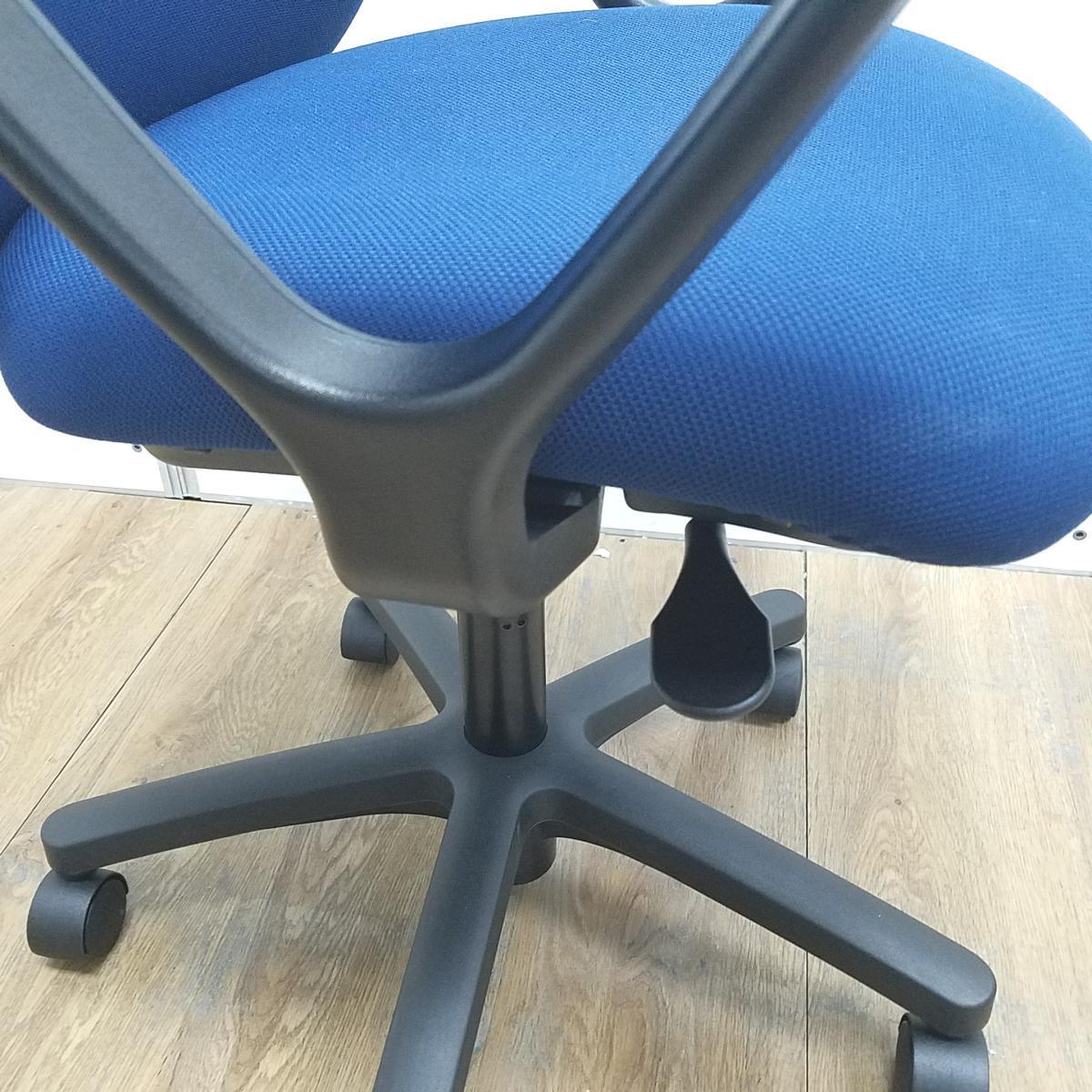 中古】ボニートチェア KT-140GK-T1N4 イトーキ/ITOKI 肘付ローバック 