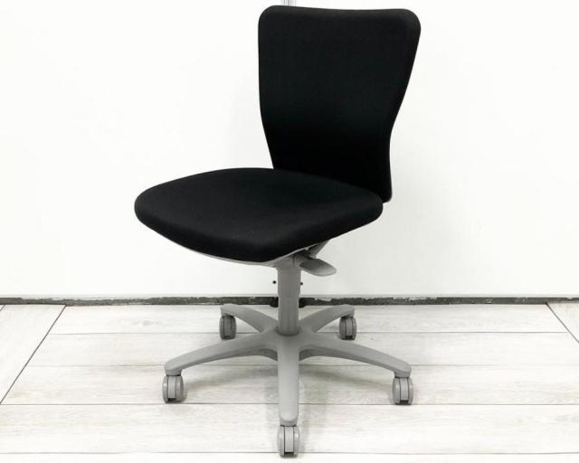 【中古】カロッツァチェア CK33GR FS11 オカムラ（okamura） 肘無ローバックチェア