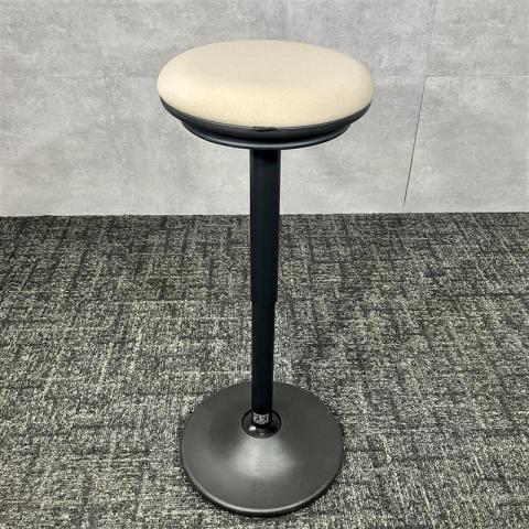 【中古】ピルエット  オカムラ（okamura） ミーティングチェア