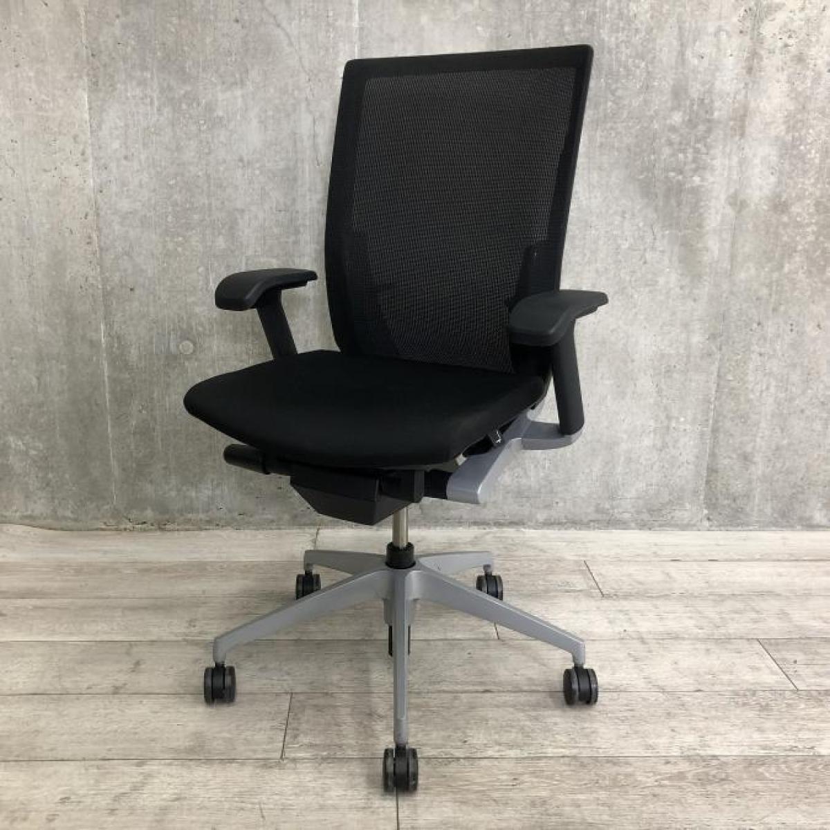 中古】ヴェントチェア イトーキ/ITOKI 肘付ハイバックチェア 603820