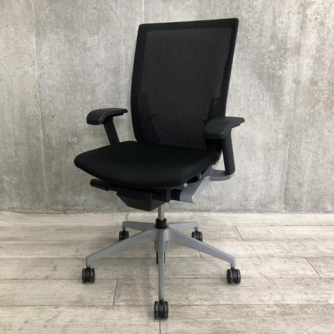 【中古】ヴェントチェア  イトーキ（ITOKI） 肘付ハイバックチェア