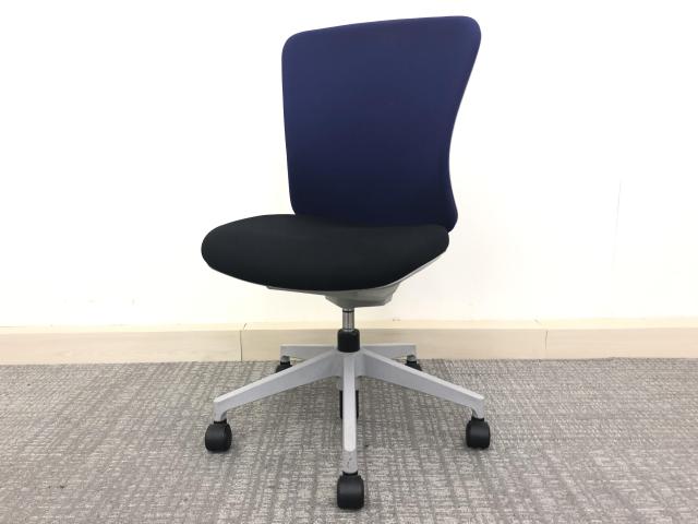 【中古】Valche  イナバ（INABA) 肘無ローバックチェア
