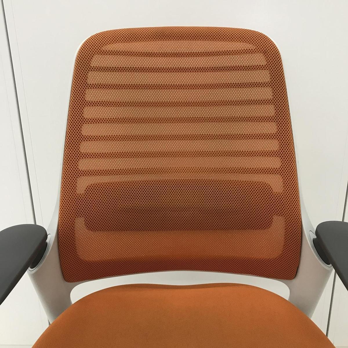中古】シリーズ1 チェア Steelcase/スチールケース 肘付ハイバック 