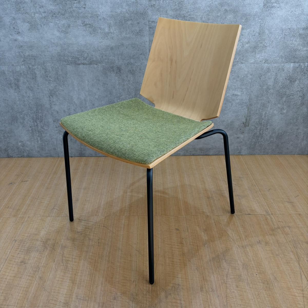 中古】Hazel ウチダ/UCHIDA スタッキングチェア 604066 - 中古オフィス