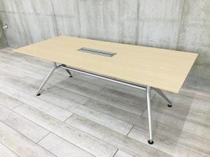 使い勝手抜群のサイズ感！4～6人で使用可能なデザイン性抜群、人気の大型テーブルが入荷！■イトーキ/DD/ファインウォールナットL 　幅2400mm奥行900mm  【打ち合わせ・役員会議などでもオススメの高級感あふれるテーブルです！】