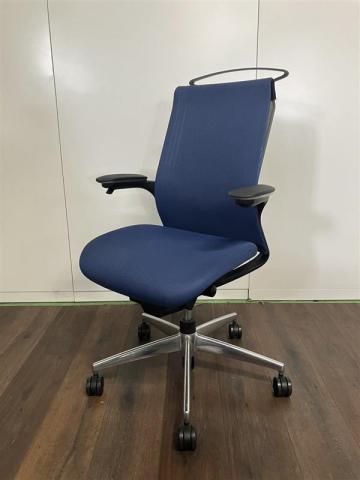 【中古】M4 樹脂 CRS-G2211B コクヨ（KOKUYO） 肘付ローバックチェア