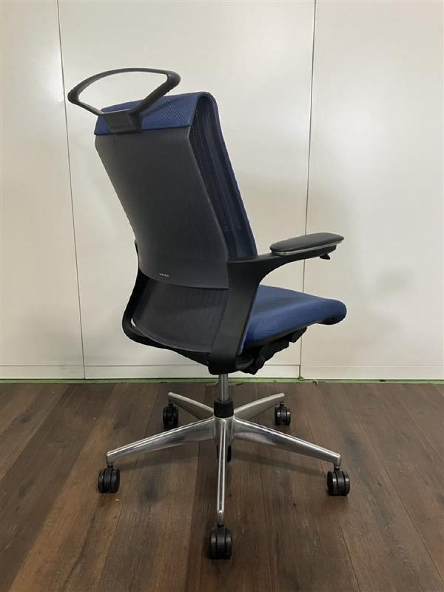 【中古.廃盤(美品)】定価5万 コクヨ　M4 オフィスチェアー 中古】M4 樹脂 CRS-G2211B コクヨ/KOKUYO 肘付ローバックチェア 604126