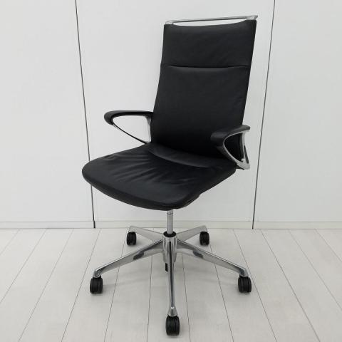 希少/人気/オススメ オカムラ(okamura)製 モード(mode)チェア 肘付きハイバック ■革張り ■固定肘 ■ブラック
