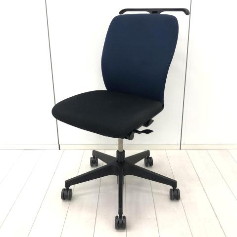 【中古】フルゴ KF-440GBHT1T1B2 イトーキ（ITOKI） 肘無ローバックチェア