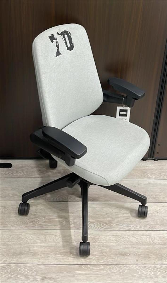 中古】ノート KJ-137SA1T1T7 イトーキ/ITOKI 肘付ハイバックチェア