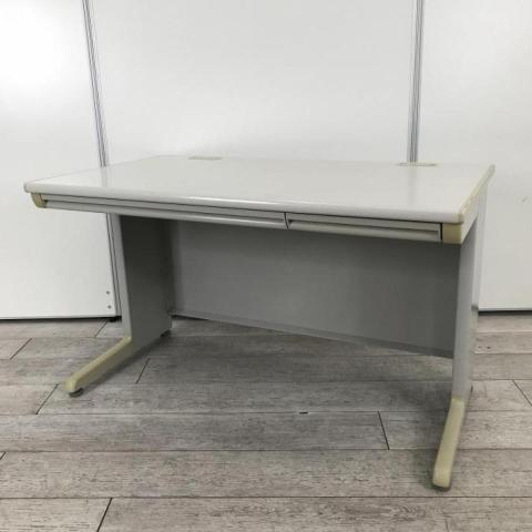 【594283】【スタンダードなデザインで使いやすい!人気の横幅1200mm】■オカムラ(okamura)製 SD-Vシリーズ 平机 引き出し付き ■幅:1200mm ■ライトグレー オフィスバスターズ 水戸サテライト 大子町 北茨城市 高萩市 日立市 常陸太田市 常陸大宮市 那珂市 東海村 ひたちなか市 城里町 水戸市 笠間市 茨城町 大洗町 小美玉市